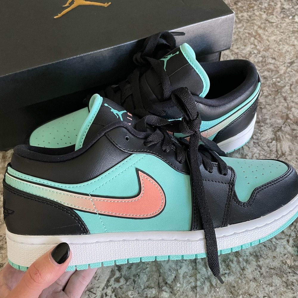 Air Jordan 1 Low
